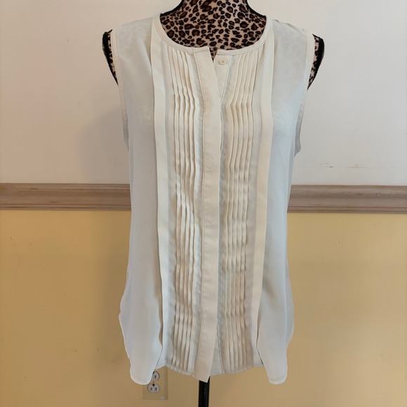 Ann Taylor Tops - Ann Taylor Women Small Ivory Pleated Tuxedo Front Sleeveless Blouse Shell 501882